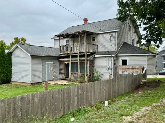 207 W Monument Street