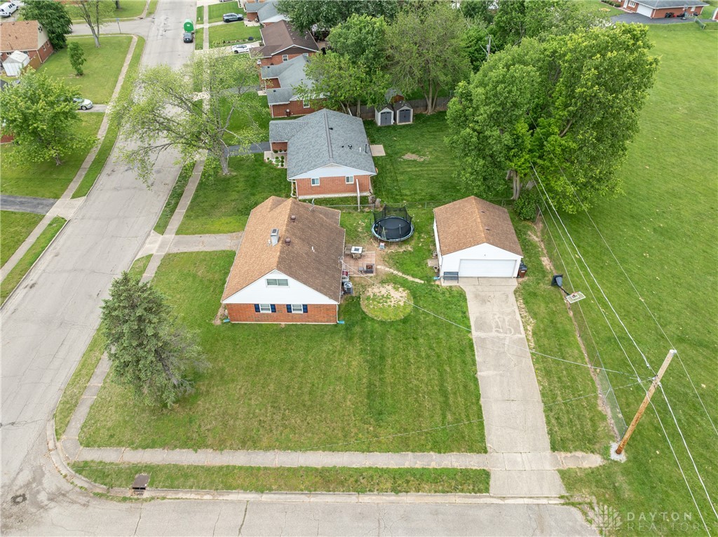 1418 Seminole Drive, Xenia, Ohio image 12