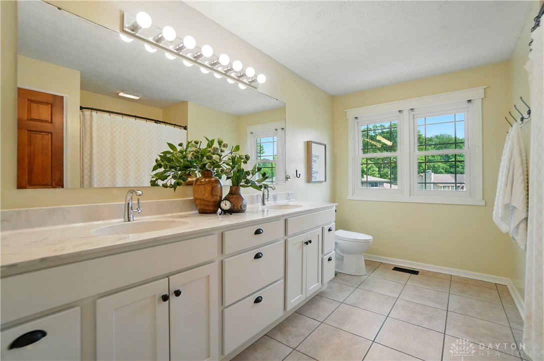 575 Foliage Lane, Springboro, Ohio image 31