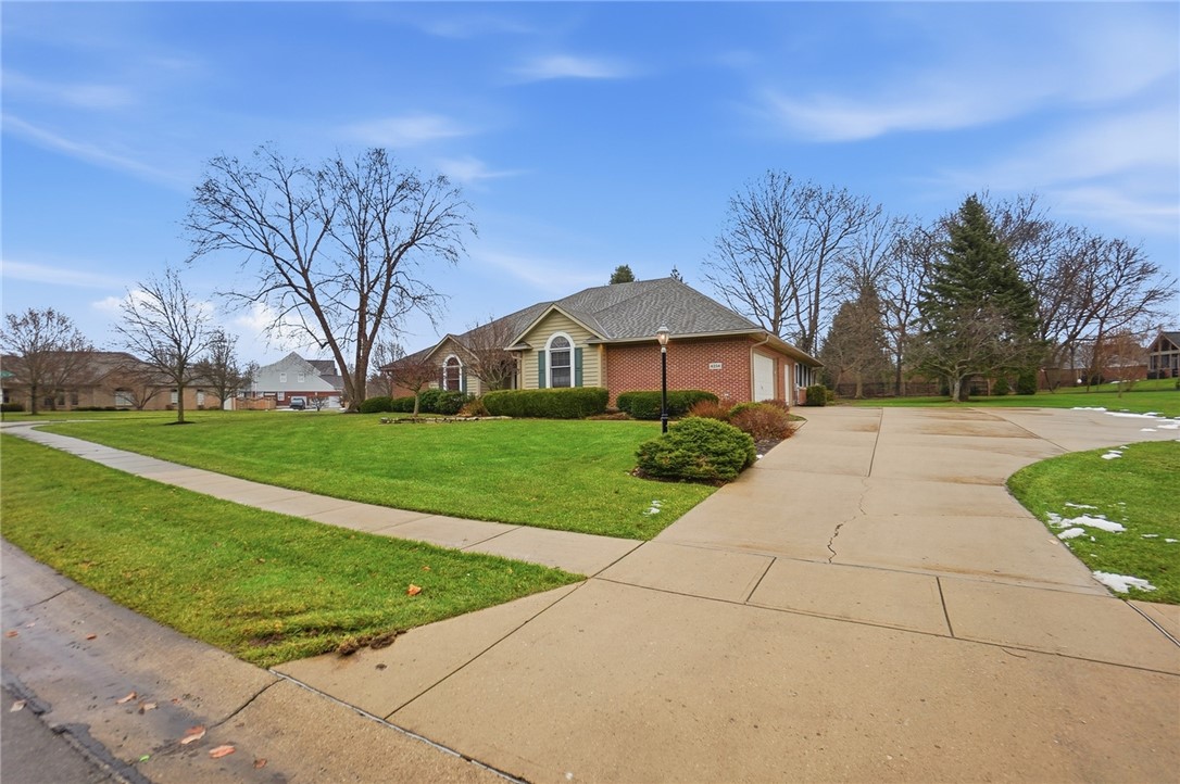 4254 Sarahs Way