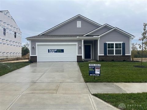 Photo of 137 Evergreen Way, Brookville, OH 45309 (MLS # 944163)