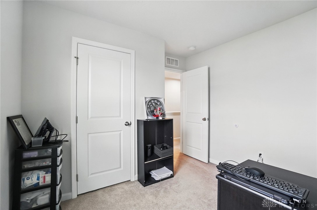 508 Skyway Drive, Springfield, Ohio image 32
