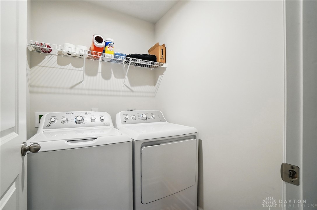 508 Skyway Drive, Springfield, Ohio image 33