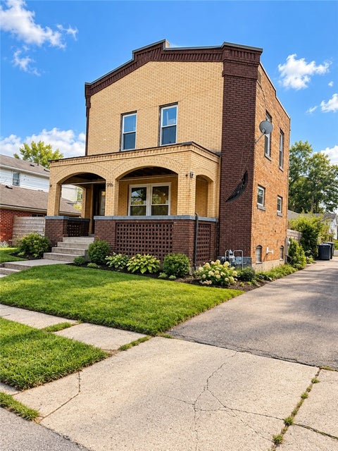 Photo of 916 Lorain Avenue, Dayton, OH 45410 (MLS # 969283)