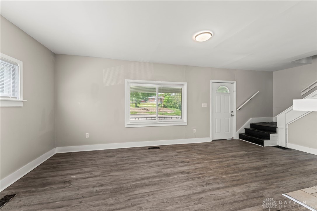 2460 Lakeview Avenue, Dayton, Ohio image 10