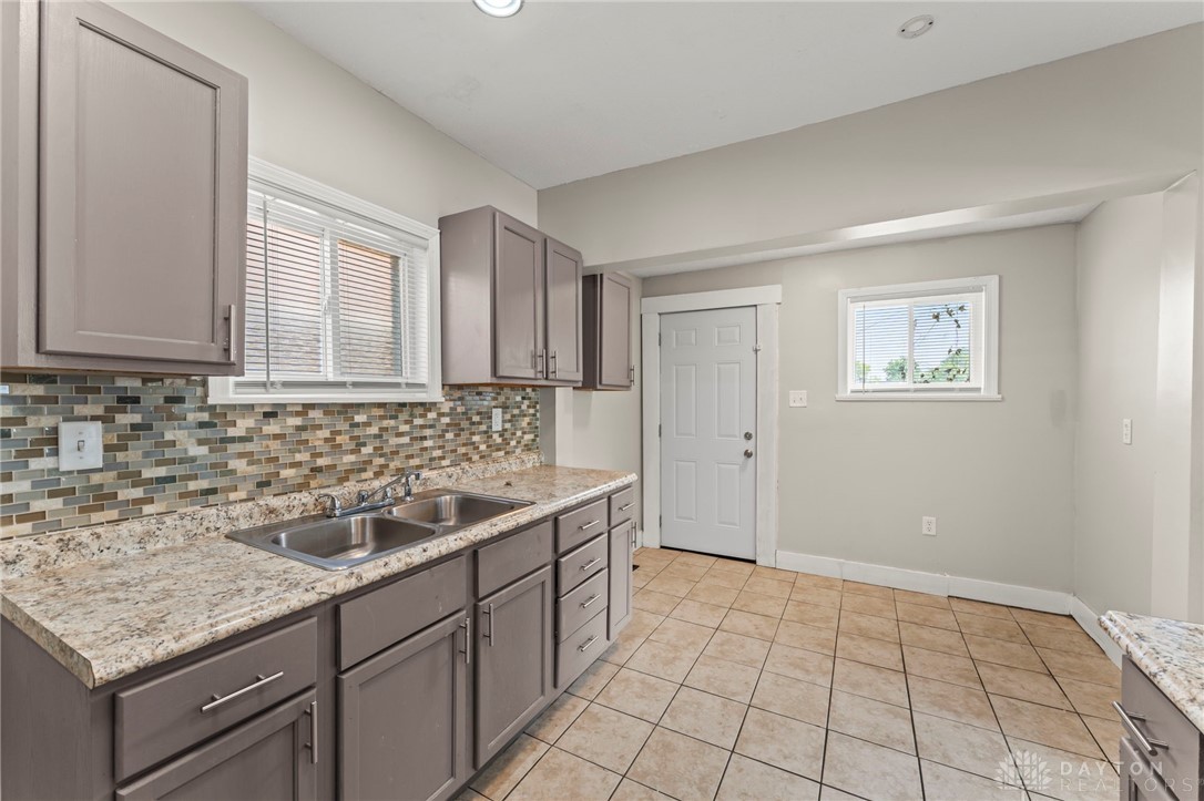 2460 Lakeview Avenue, Dayton, Ohio image 20