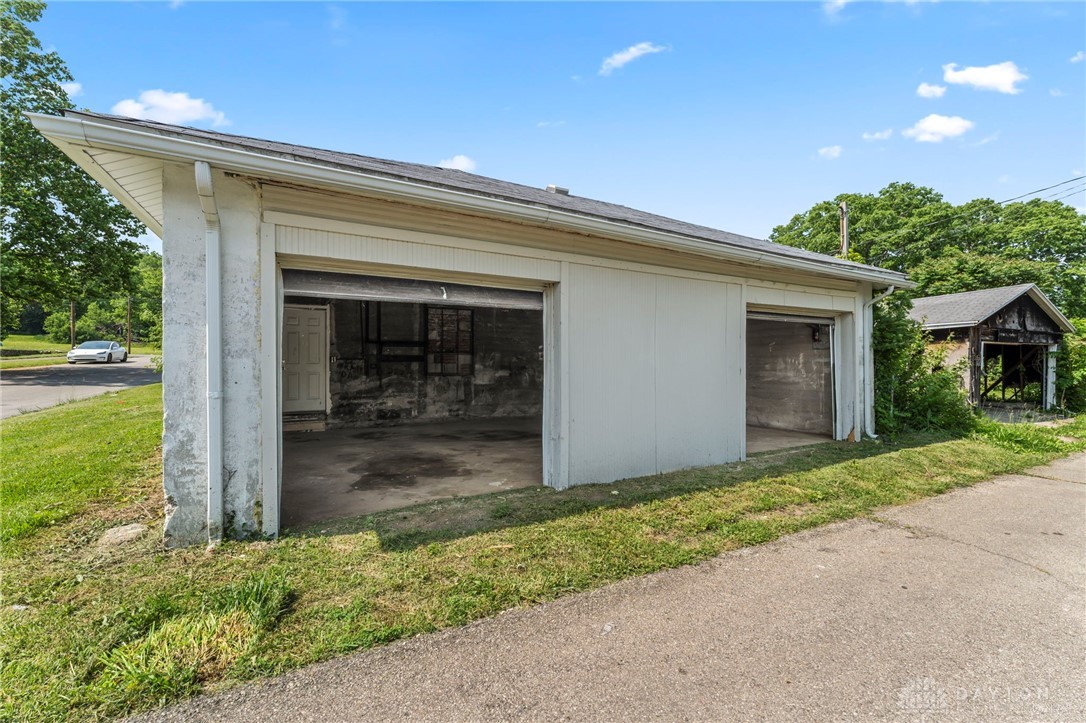2460 Lakeview Avenue, Dayton, Ohio image 48