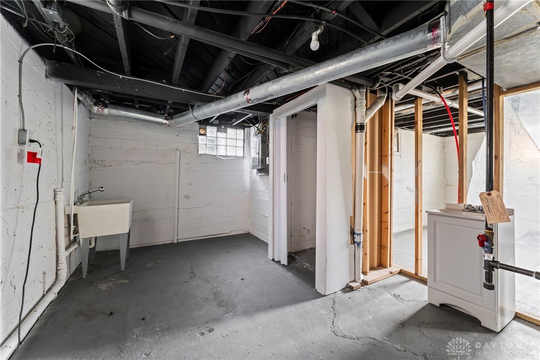 2460 Lakeview Avenue, Dayton, Ohio image 38