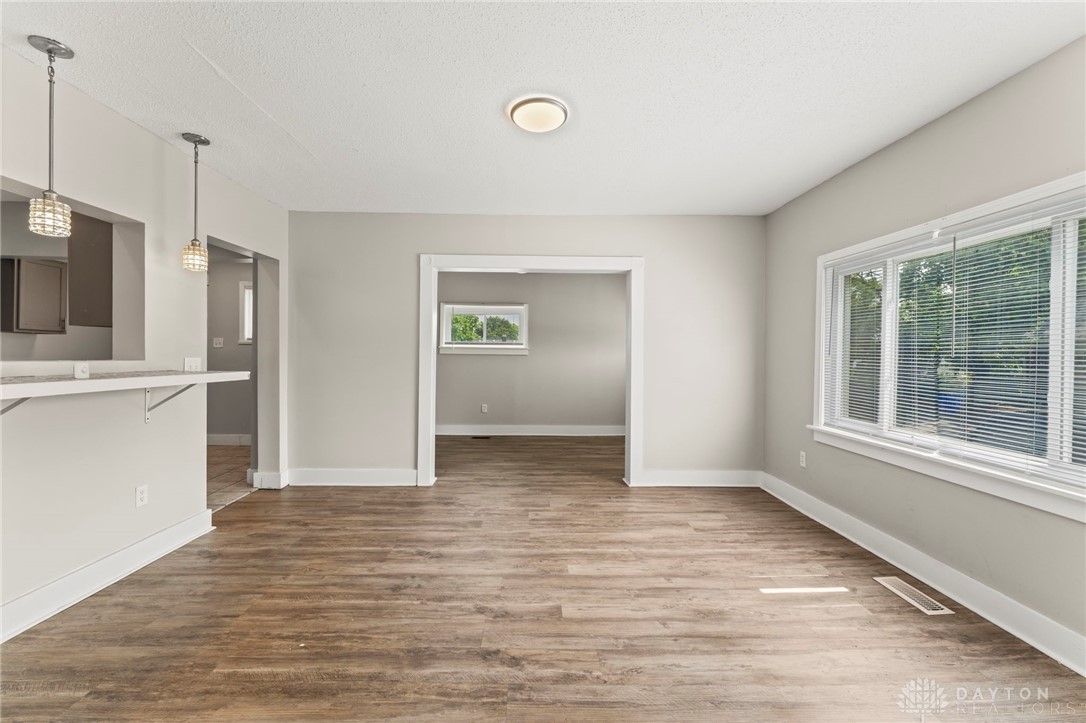 2460 Lakeview Avenue, Dayton, Ohio image 11