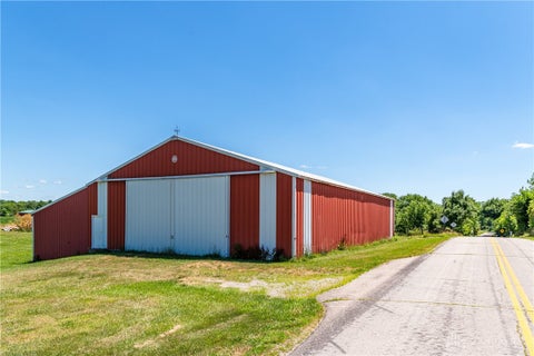 Photo for 3010 E Hoop Road Road