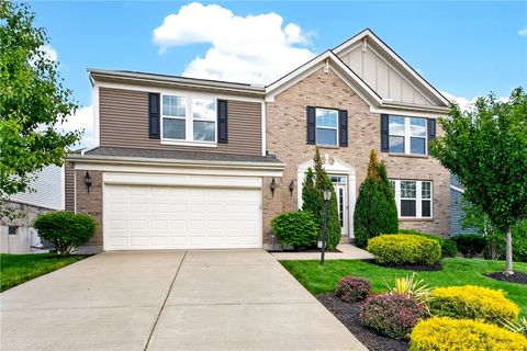 Photo of 172 Willow Grove Drive, Springboro, OH 45066 (MLS # 958982)