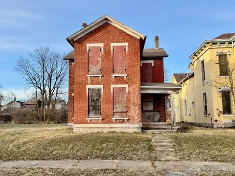 Photo of 1507 W 2nd Street, Dayton, OH 45402 (MLS # 951181)