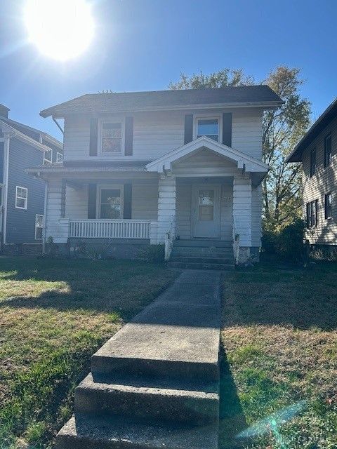 Photo of 716 15th Avenue, Middletown, OH 45044 (MLS # 949859)