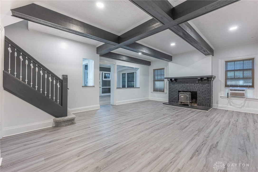 2214 Linden Avenue