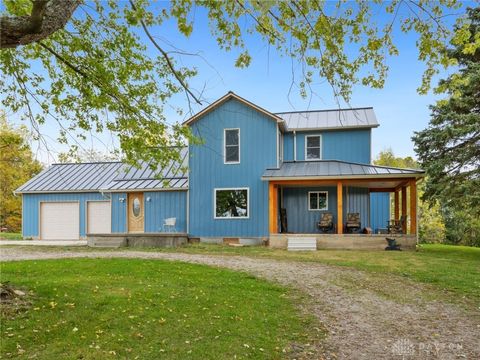 Photo of 6806 Darke Preble County Line Road, Lewisburg, OH 45338 (MLS # 945941)