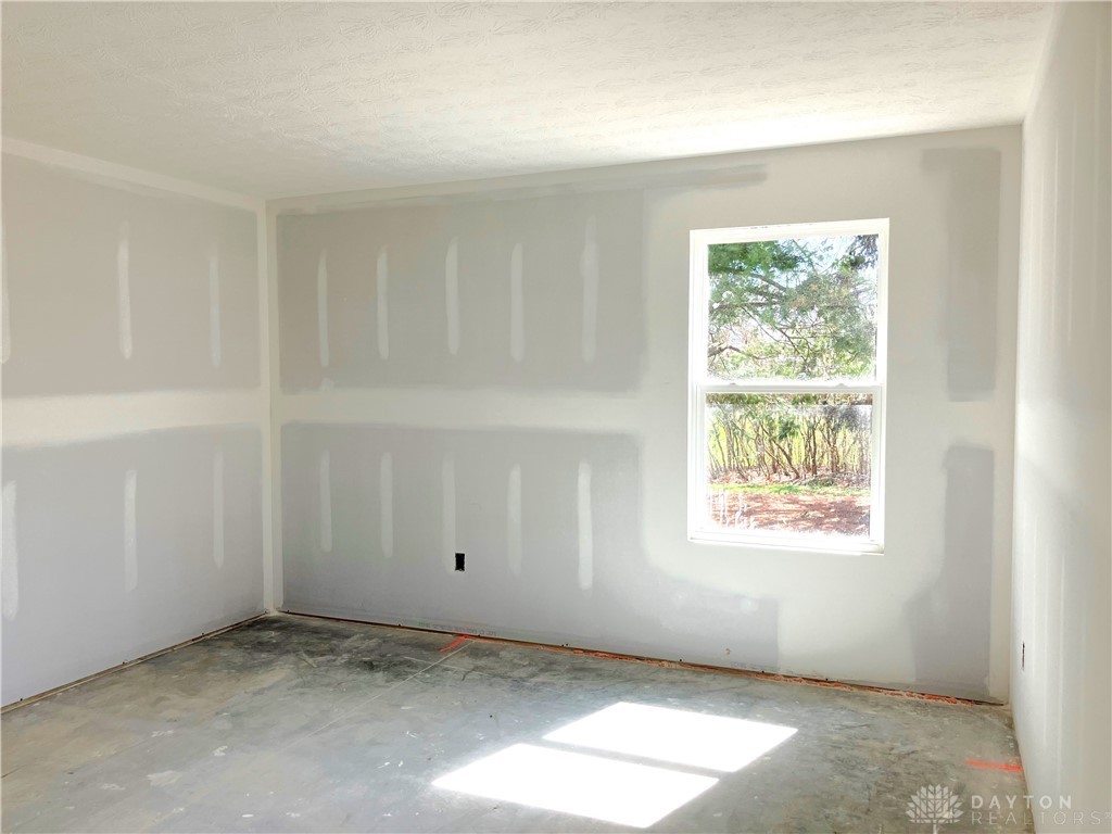 117 Arlington Drive, Eaton, Ohio image 3