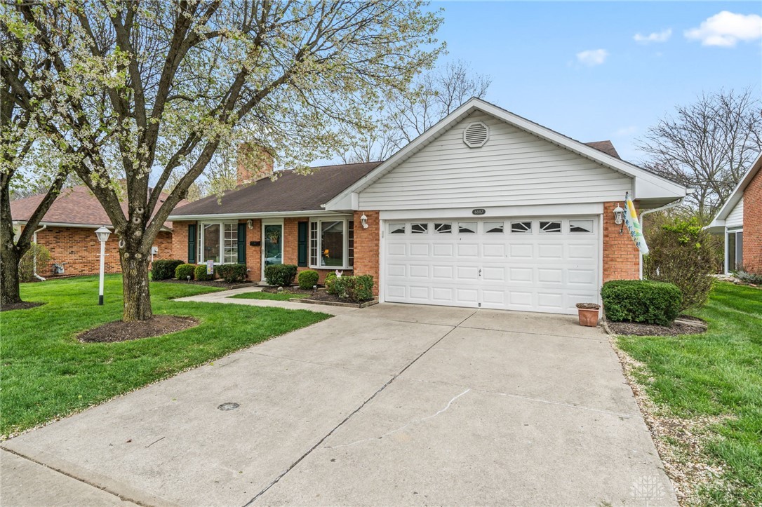 6887 Willow Tree Lane, Dayton, Ohio image 2