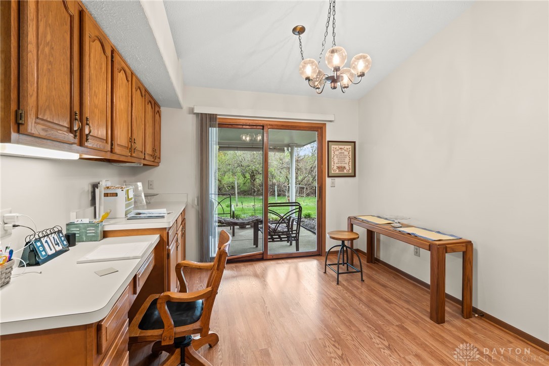 6887 Willow Tree Lane, Dayton, Ohio image 22