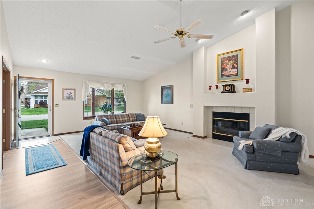 6887 Willow Tree Lane, Dayton, Ohio image 6