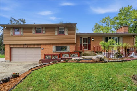 Photo of 931 Tammy Circle, Clayton, OH 45415 (MLS # 970515)