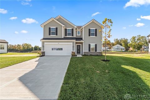 Photo of 1216 Wind Rock Court, Tipp City, OH 45371 (MLS # 939151)