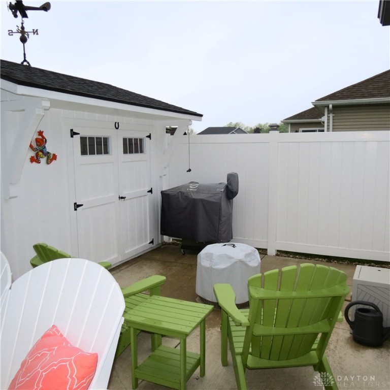 546 Loxley Lane, Troy, Ohio image 18