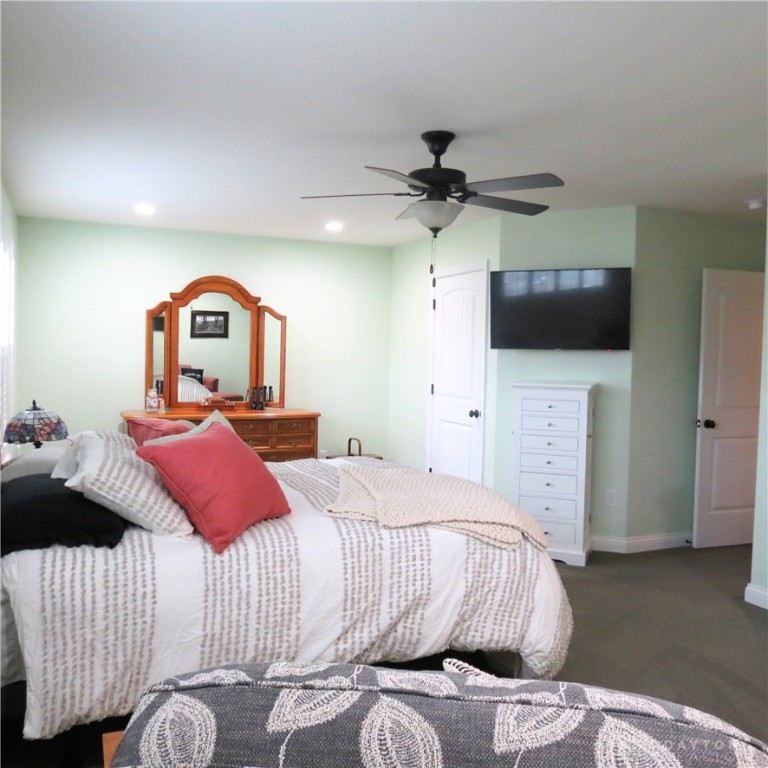 546 Loxley Lane, Troy, Ohio image 13