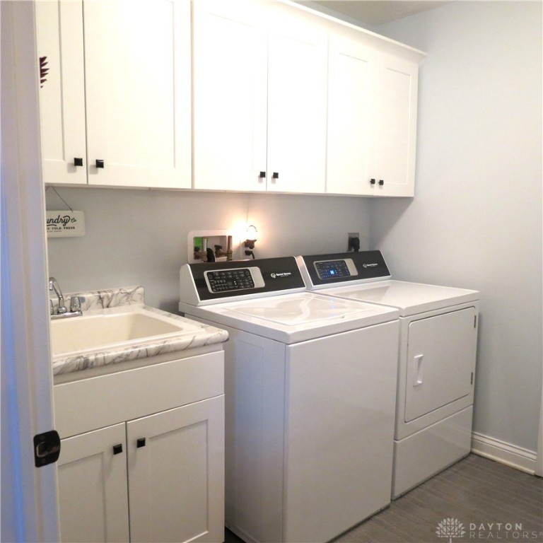 546 Loxley Lane, Troy, Ohio image 17