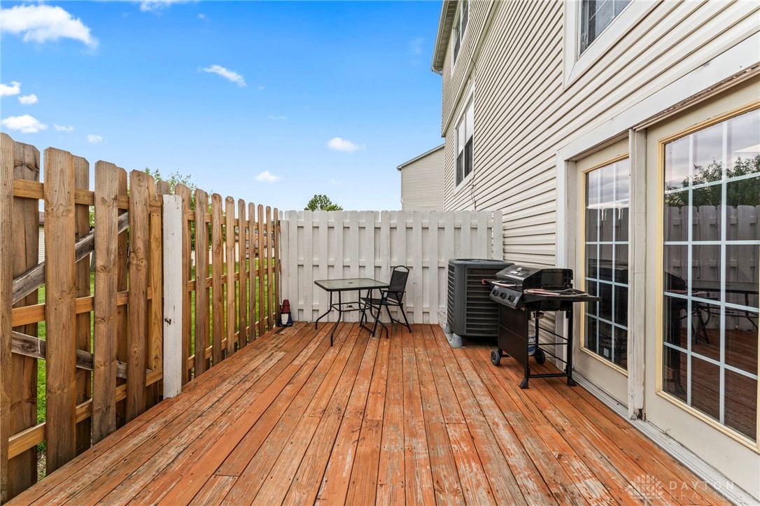 8389 Hawks Nest Court, Dayton, Ohio image 7