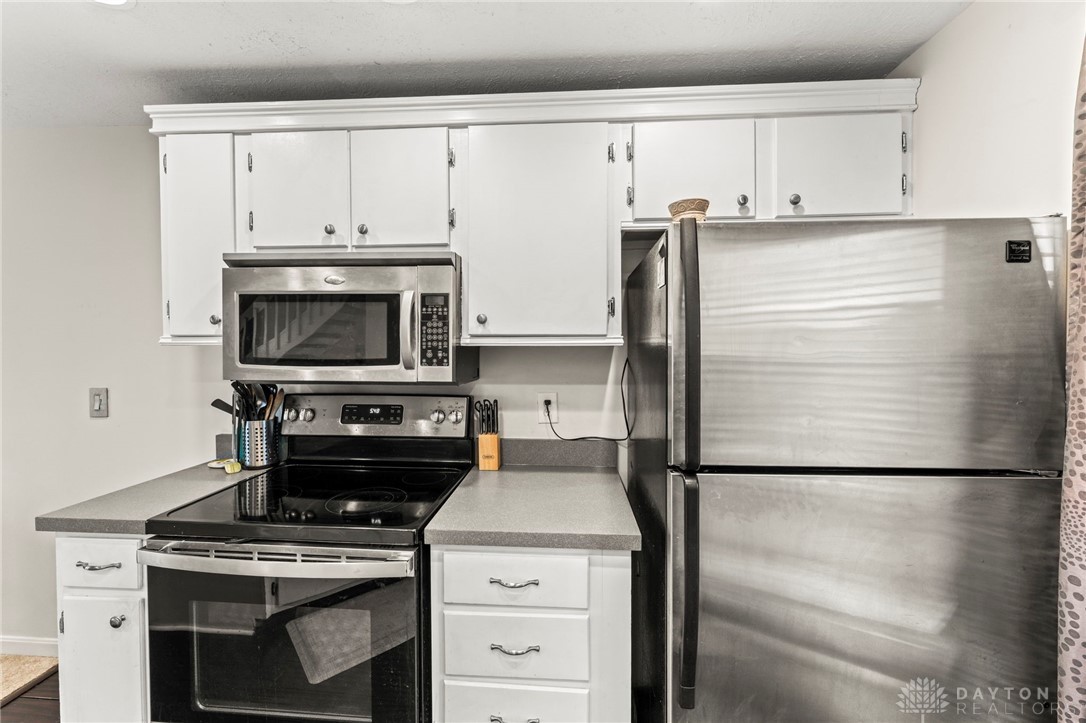 8389 Hawks Nest Court, Dayton, Ohio image 13