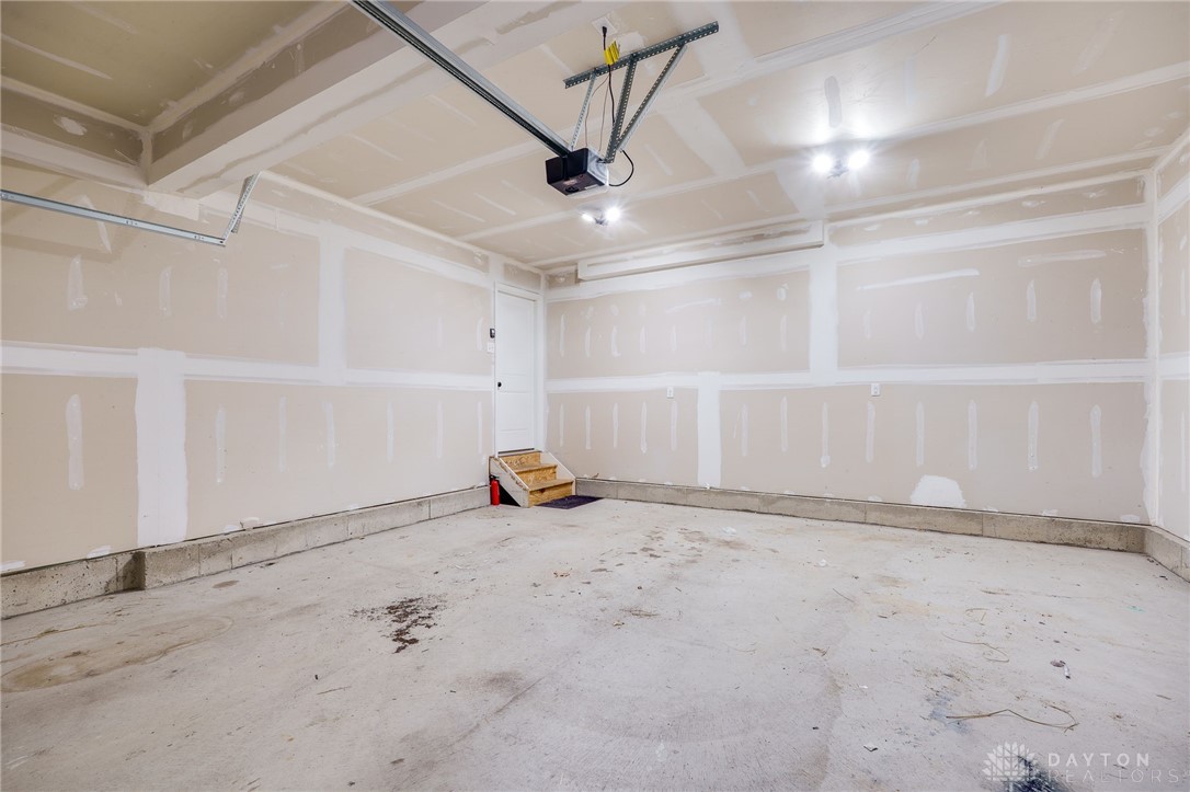 Fairborn, Ohio 45324, United States, 3 Bedrooms Bedrooms, ,3 BathroomsBathrooms,Residential,Active,87291