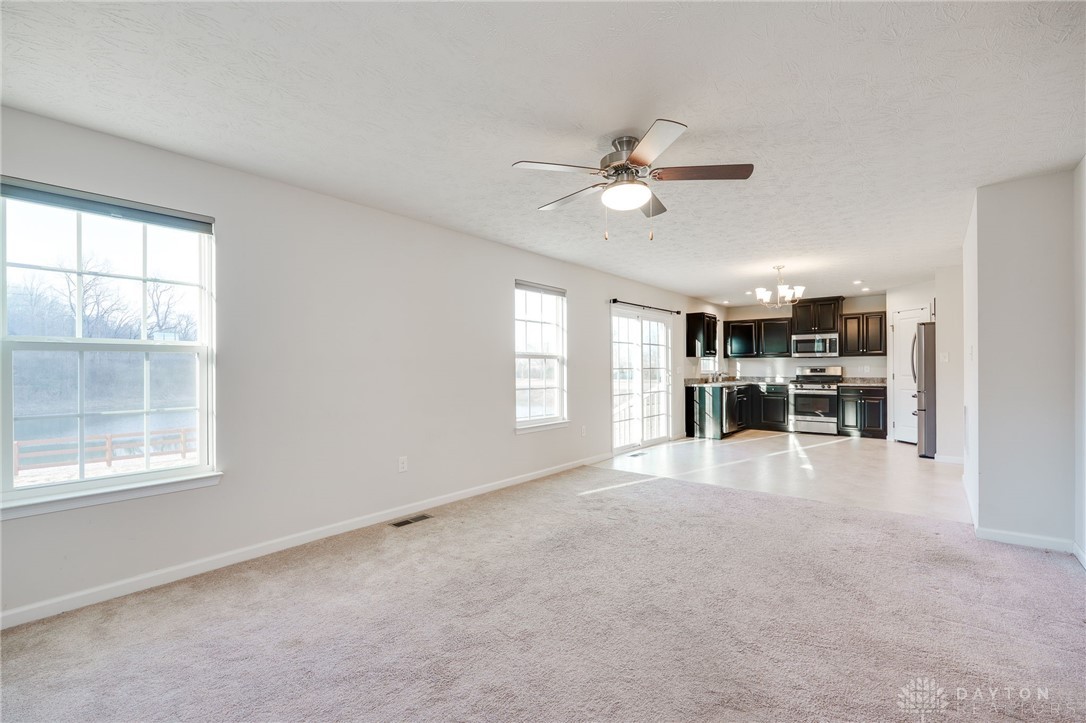 Fairborn, Ohio 45324, United States, 3 Bedrooms Bedrooms, ,3 BathroomsBathrooms,Residential,Active,87291