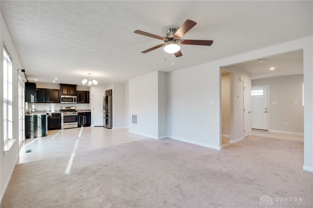 Fairborn, Ohio 45324, United States, 3 Bedrooms Bedrooms, ,3 BathroomsBathrooms,Residential,Active,87291