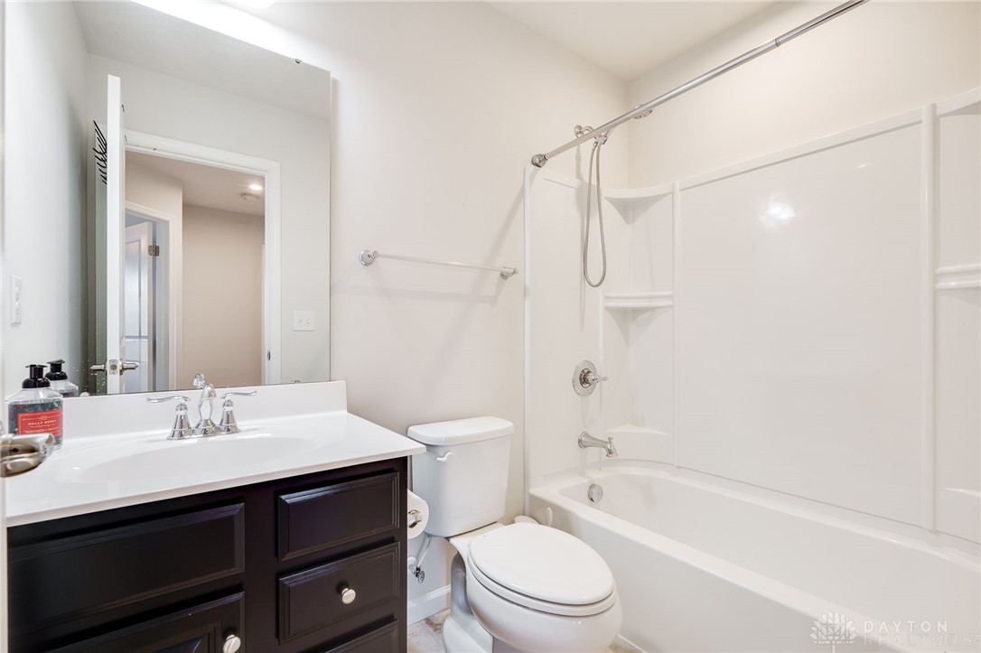 Fairborn, Ohio 45324, United States, 3 Bedrooms Bedrooms, ,3 BathroomsBathrooms,Residential,Active,87291