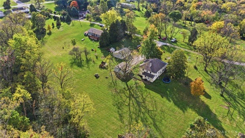 5627 S Pitchin Road, Springfield, OH 45502