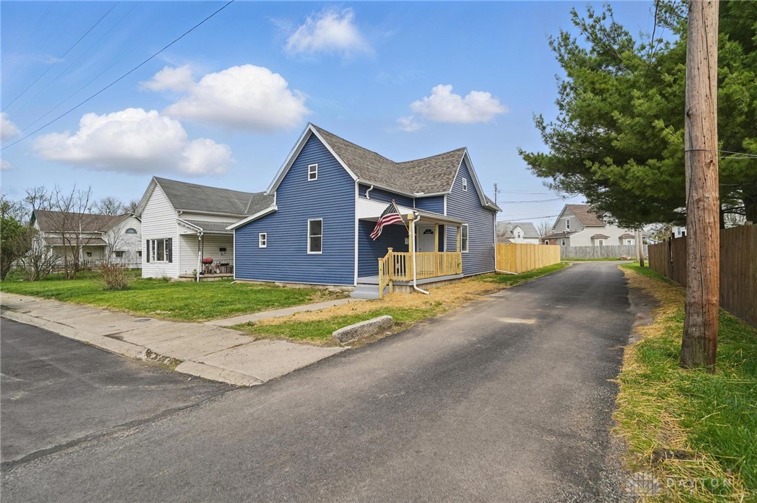 1002 Wayne Avenue, Springfield, Ohio image 4