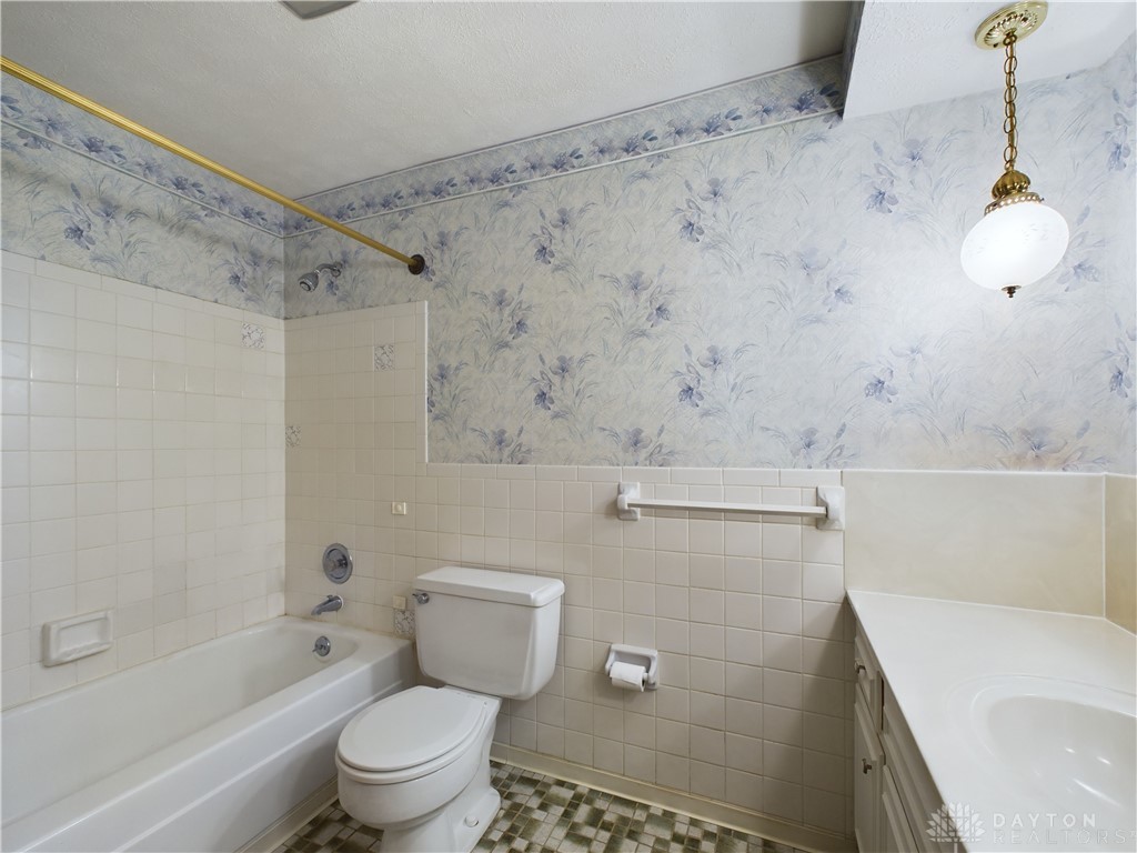 Dayton, Ohio 45458, United States, 3 Bedrooms Bedrooms, ,3 BathroomsBathrooms,Residential,Pending,2721