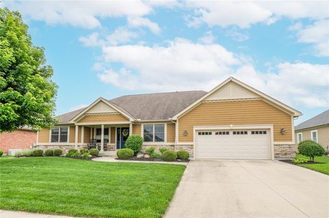 Homes For Sale - 1250 Daylily Way<br/> Tipp City, OH 45373