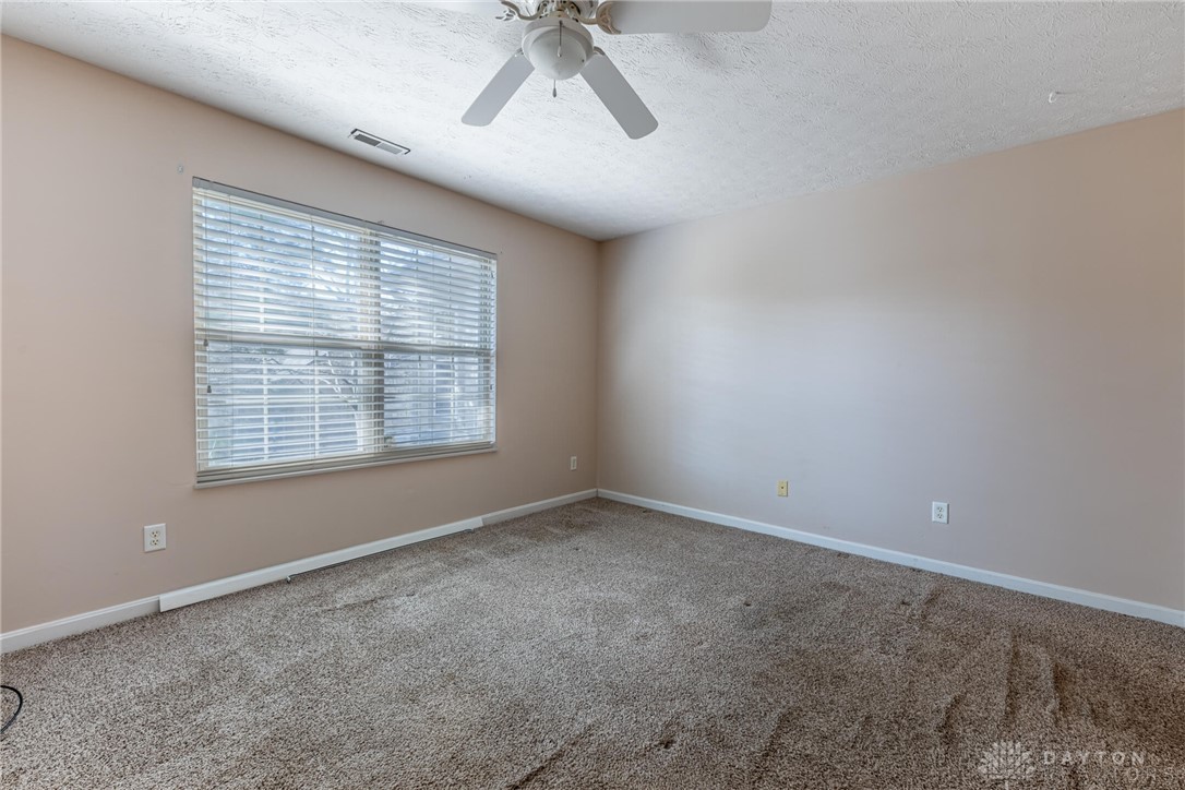 161 Villa Pointe Drive, Springboro, Ohio image 17