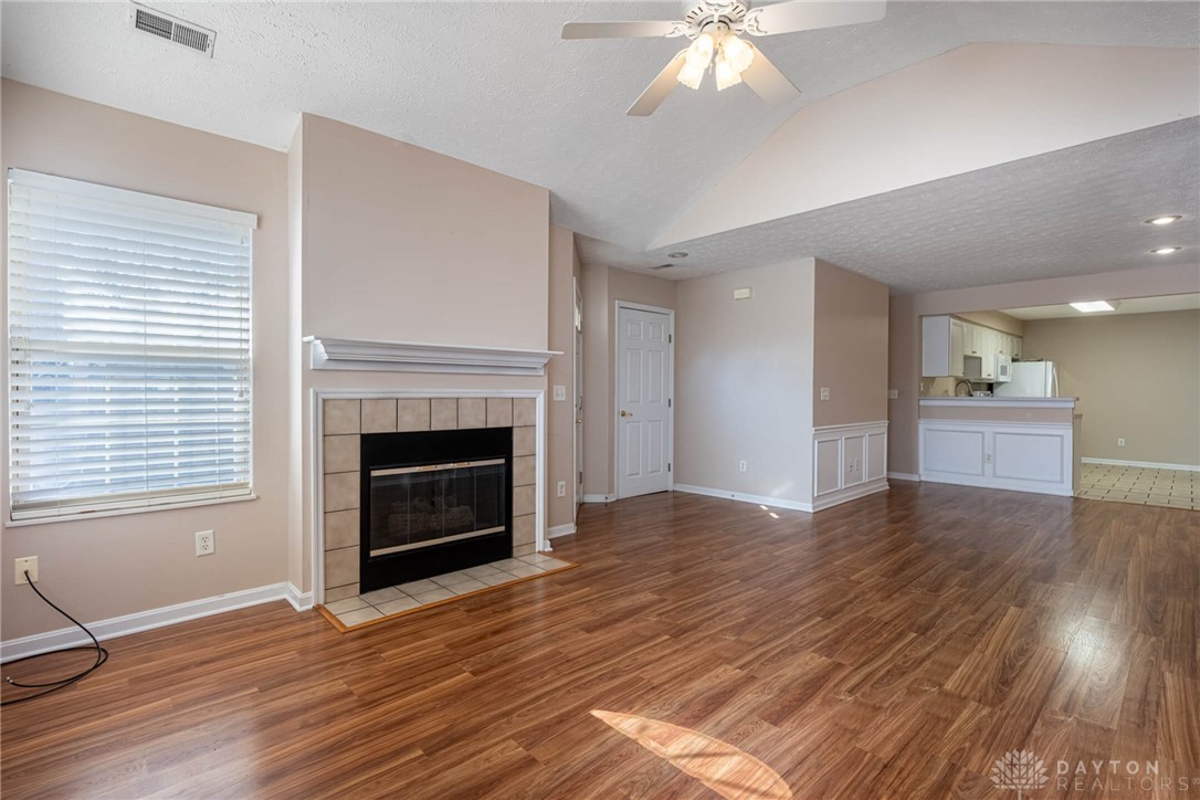 161 Villa Pointe Drive, Springboro, Ohio image 5