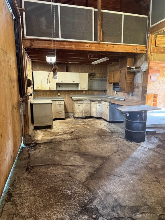 114 N Clayton Road, New Lebanon, Ohio image 24