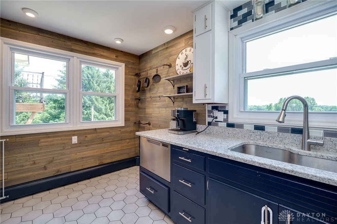 3101 E Leffel Lane, Springfield, Ohio image 12