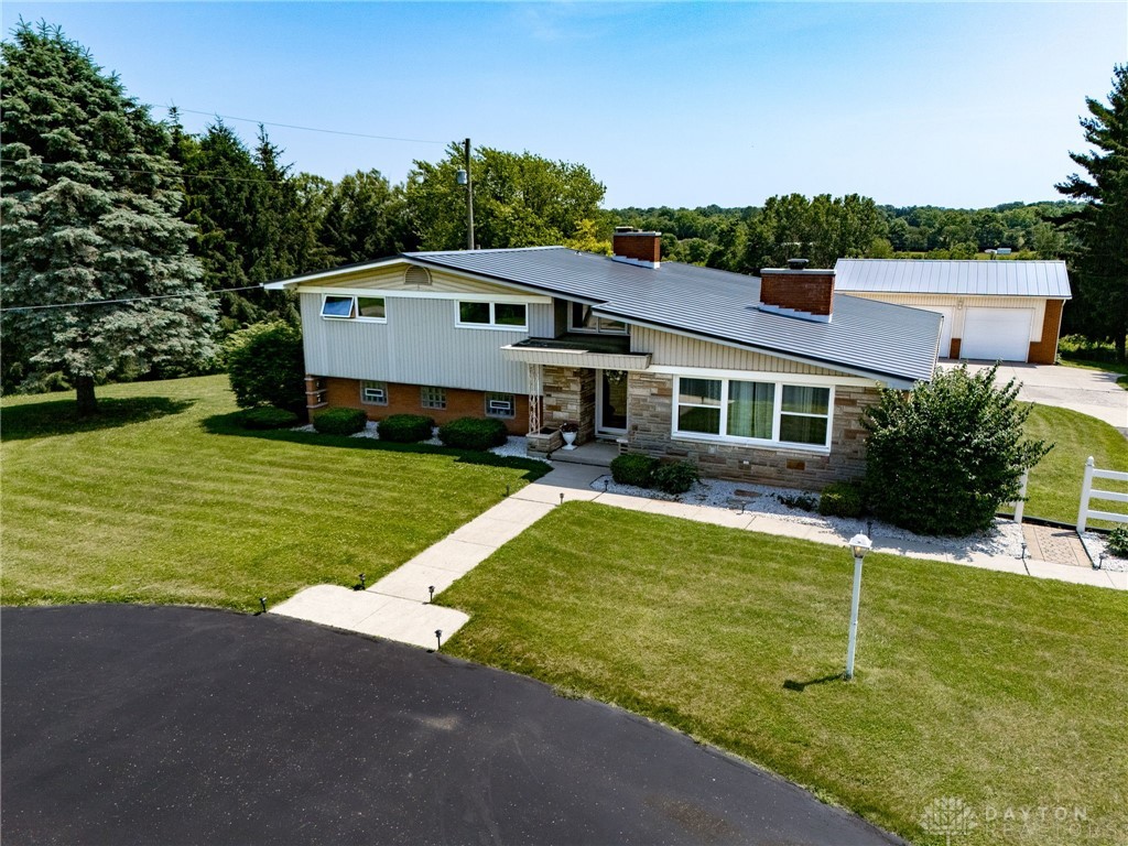 3101 E Leffel Lane, Springfield, Ohio image 1