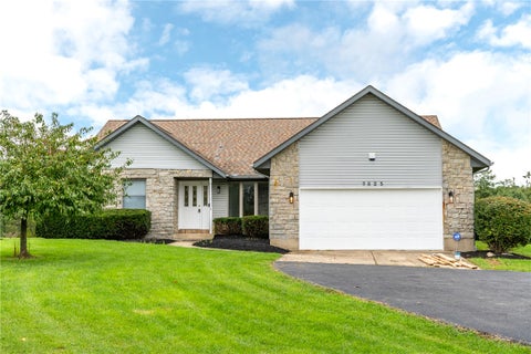 Photo of 7825 Belle Plain Drive, Huber Heights, OH 45424 (MLS # 969616)