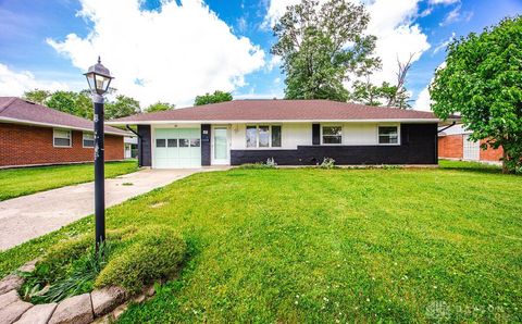 Photo of 49 Brookhaven Drive, Trotwood, OH 45426 (MLS # 959947)
