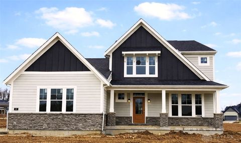 Photo of 45 Ed Knoll Bend, Springboro, OH 45066 (MLS # 949308)