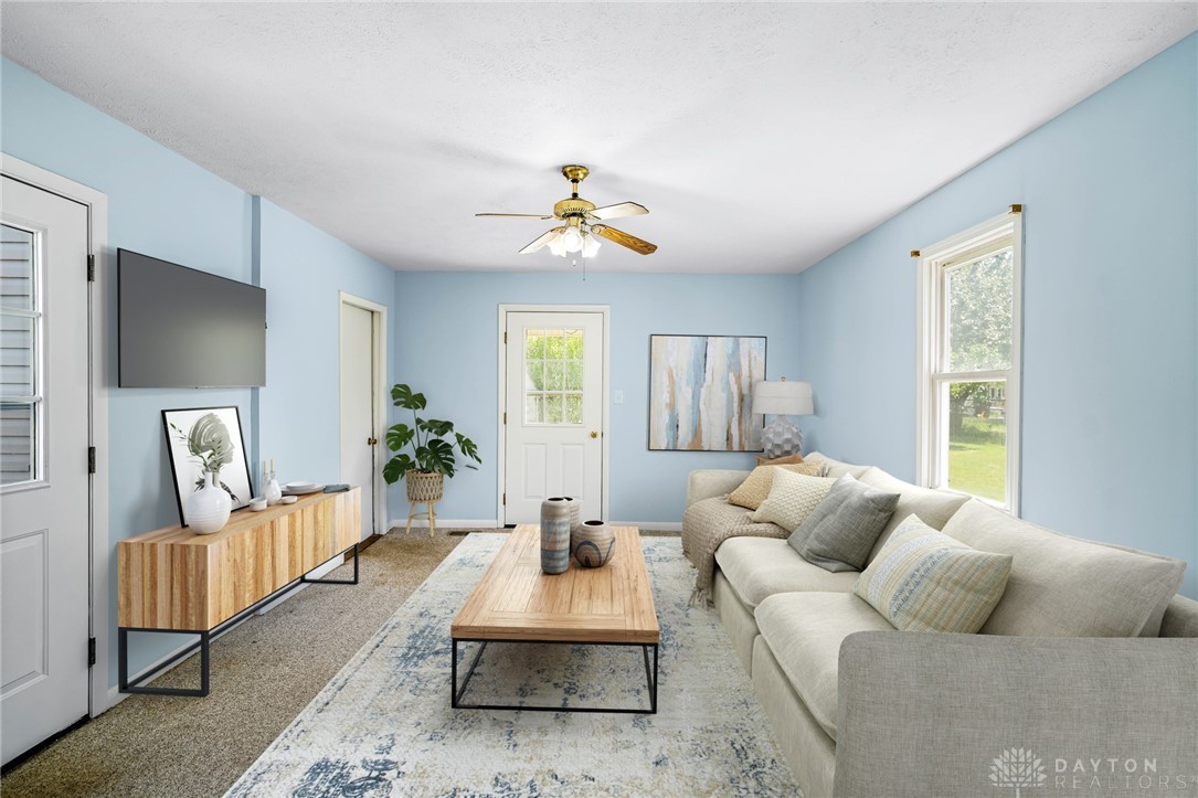 1385 Kylemore Drive, Xenia, Ohio image 12