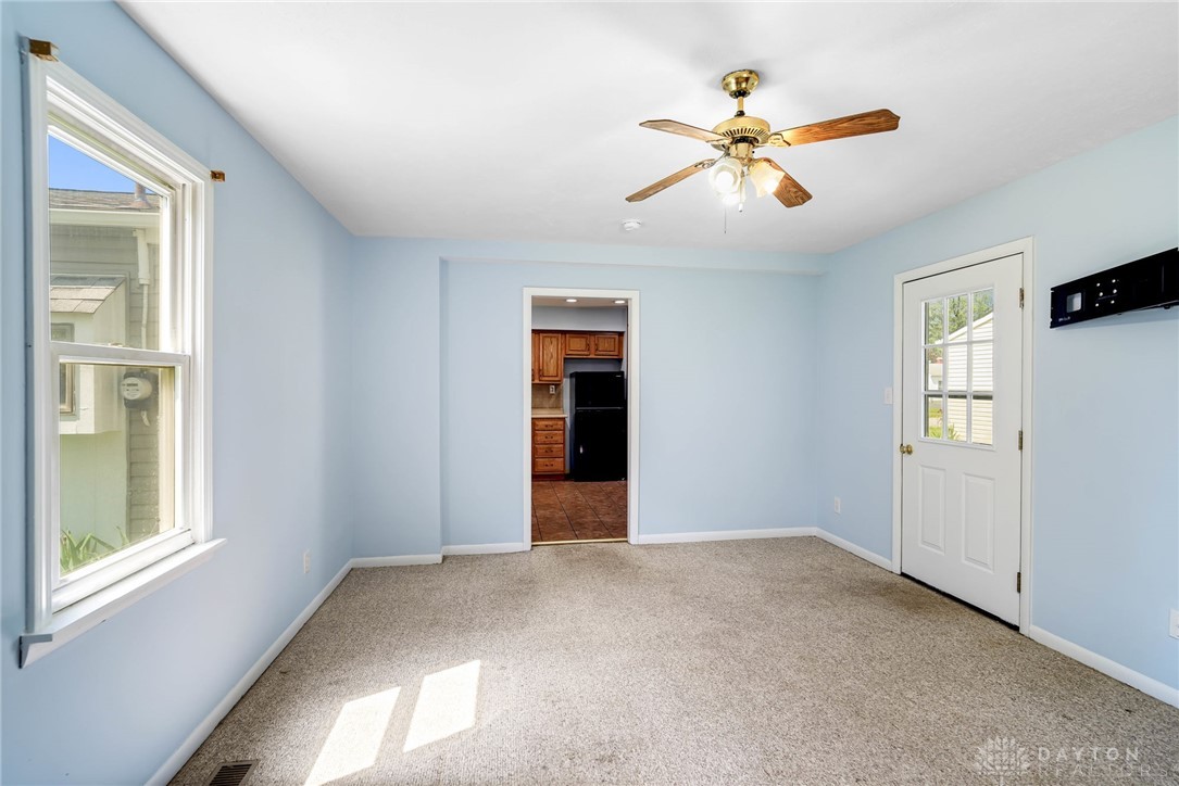 1385 Kylemore Drive, Xenia, Ohio image 13