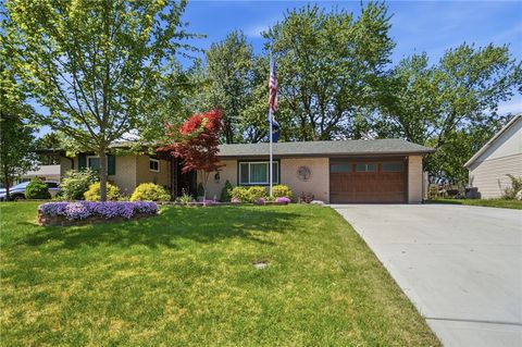 Photo of 106 Sharon Drive, Piqua, OH 45356 (MLS # 957228)