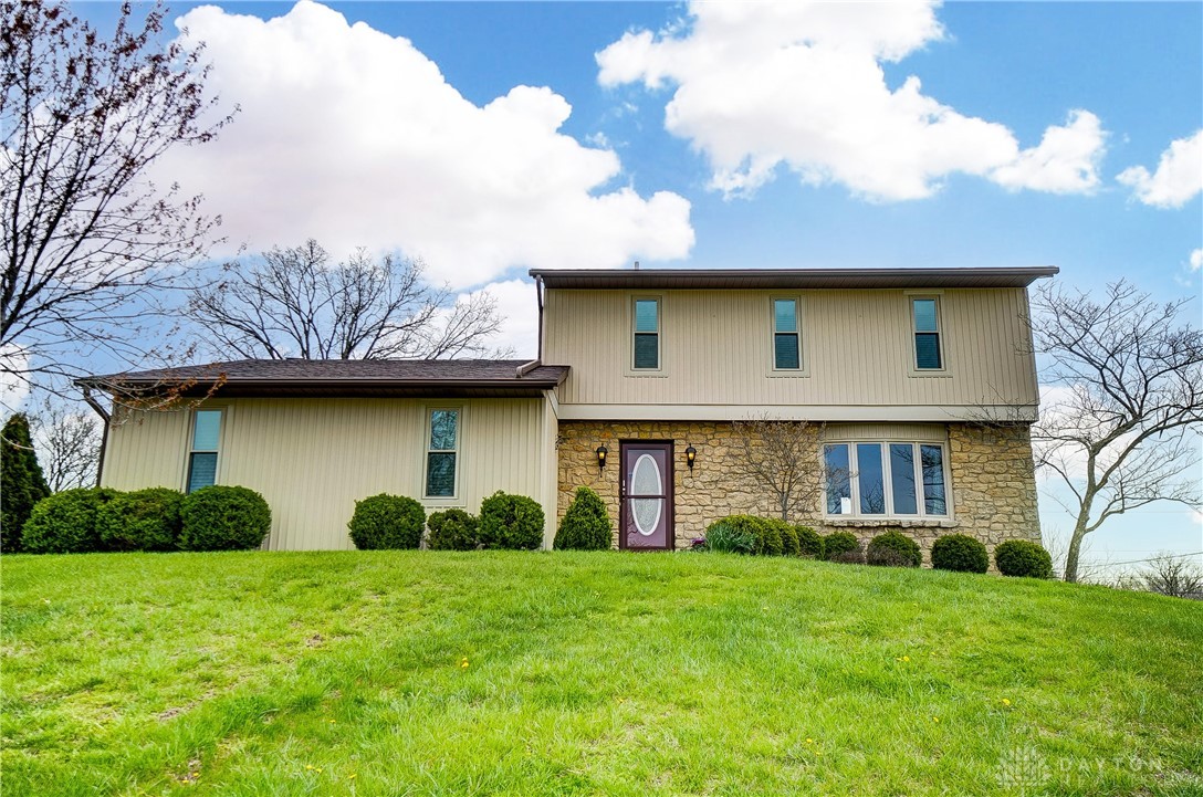 130 Farmington Drive, Hamilton, Ohio image 1